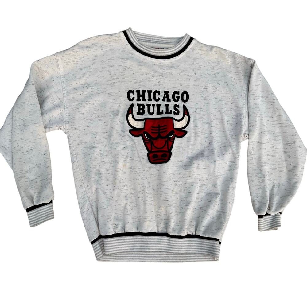 VINTAGE 90s SWINGSTER CHICAGO BULLS SWEATSHIRT GRAY EMBROIDERED SIZE LARGE MENS